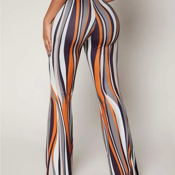 SHEIN SXY Striped High Waist Flared Leg Pants - Picture 2 of 5